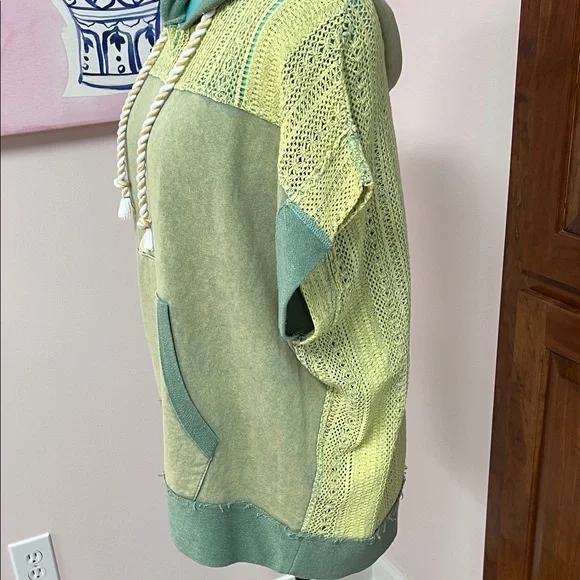 Oli & Hali Sage Green Knit-Yoke V-Neck Hoodie Sweater - Picture 5 of 6